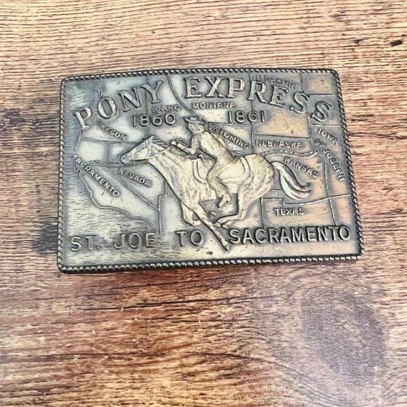 NOT FOR SALE            Vintage Pony‎ Express Saint Joe to Sacramento Brass Belt - Picture 1 of 4